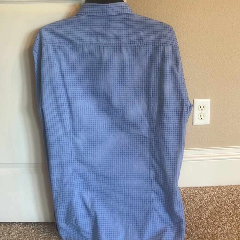 Boss button down - Picture 2 of 5